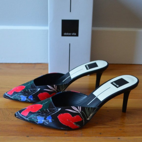 DOLCE VITA Black Floral Printed Satin Stiletto Heel Sandals - Picture 6 of 8